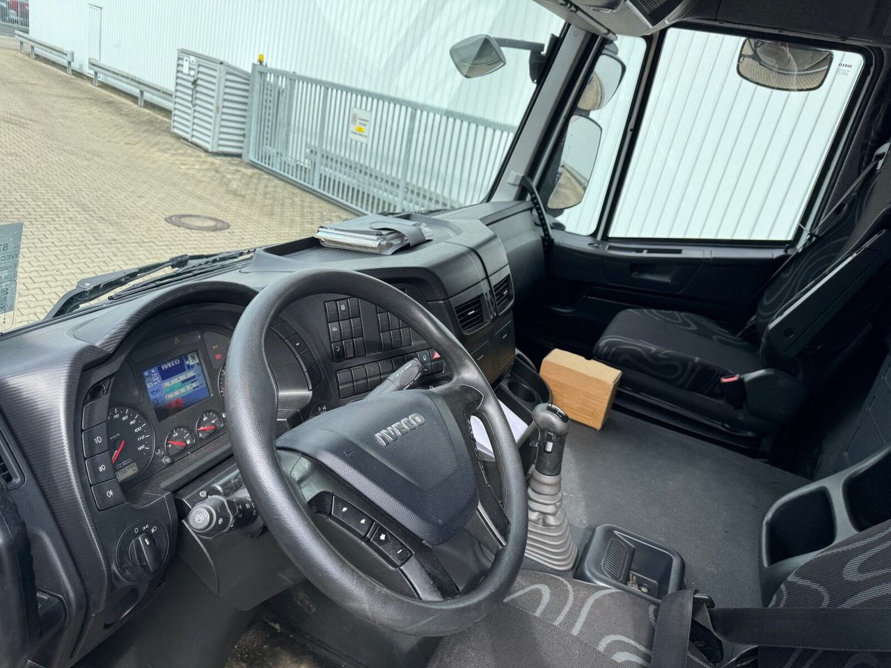 Iveco Stralis AT 190 S31FP-CM 4x2 Stralis AT 190 S31FP-CM 4x2, LBW BÄR, Ex- - Camião: foto 4 Iveco Stralis AT 190 S31FP-CM 4x2 Stralis AT 190 S31FP-CM 4x2, LBW BÄR, Ex- - Camião: foto 4