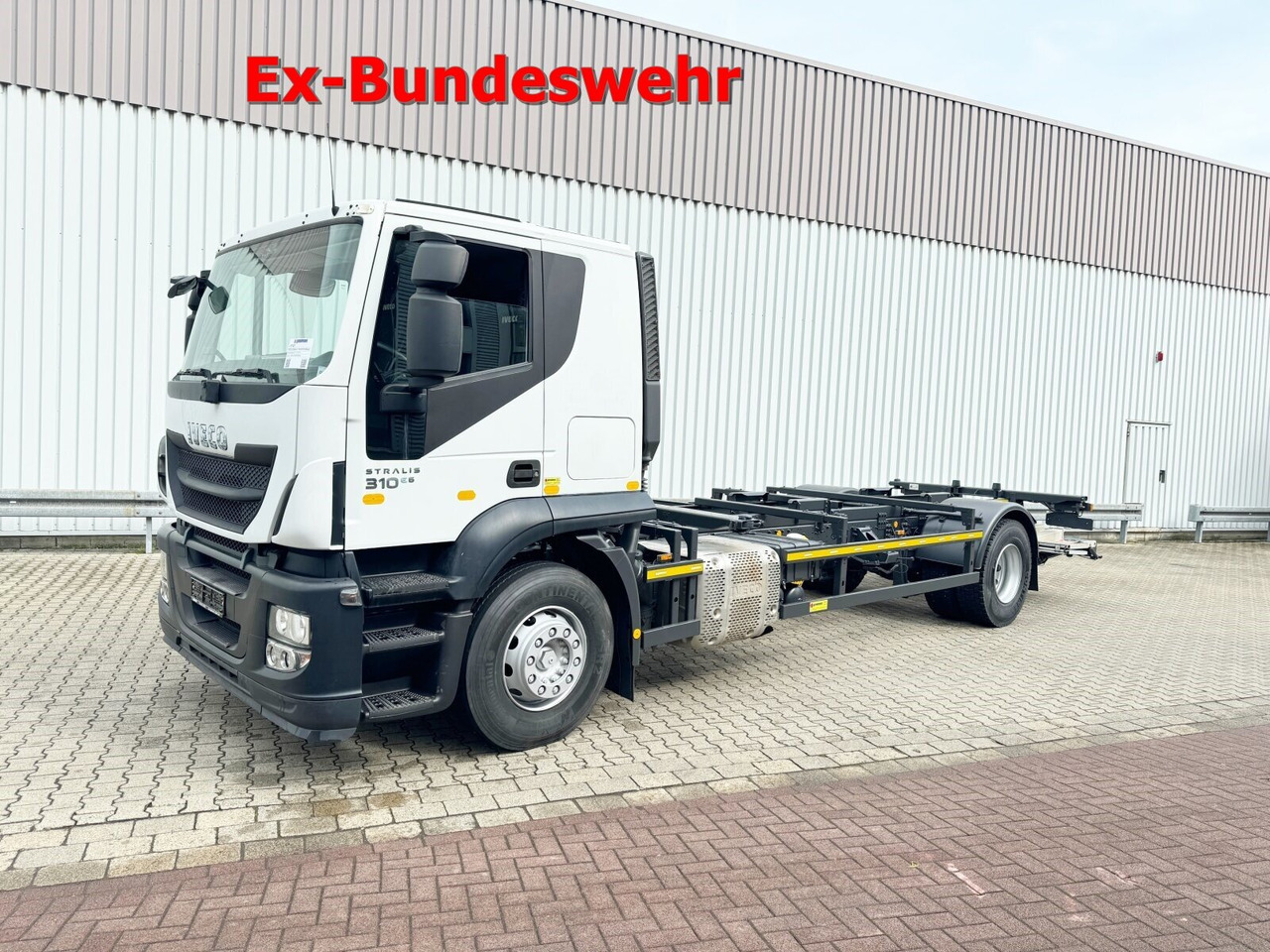 Iveco Stralis AT 190 S31FP-CM 4x2 Stralis AT 190 S31FP-CM 4x2, LBW BÄR, Ex- - Camião: foto 1 Iveco Stralis AT 190 S31FP-CM 4x2 Stralis AT 190 S31FP-CM 4x2, LBW BÄR, Ex- - Camião: foto 1