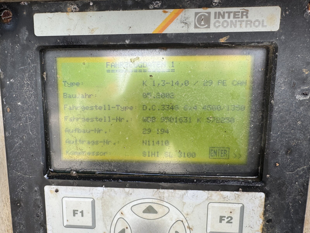 Mercedes-Benz Actros 3348 6x4 Actros 3348 6x4, V8, Kroll Saug-/Spülwagen ca. 14m³, Wasserrückgewinnung, Funk - Camião: foto 2 Mercedes-Benz Actros 3348 6x4 Actros 3348 6x4, V8, Kroll Saug-/Spülwagen ca. 14m³, Wasserrückgewinnung, Funk - Camião: foto 2