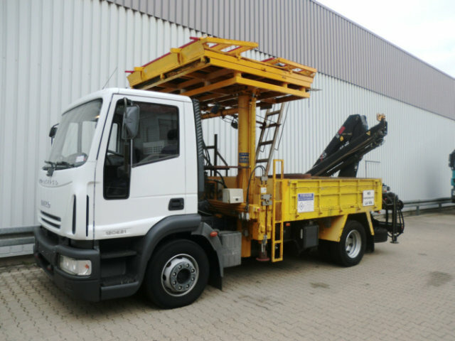 Castillete PRFR - Caminhão com plataforma aérea: foto 3 Castillete PRFR - Caminhão com plataforma aérea: foto 3