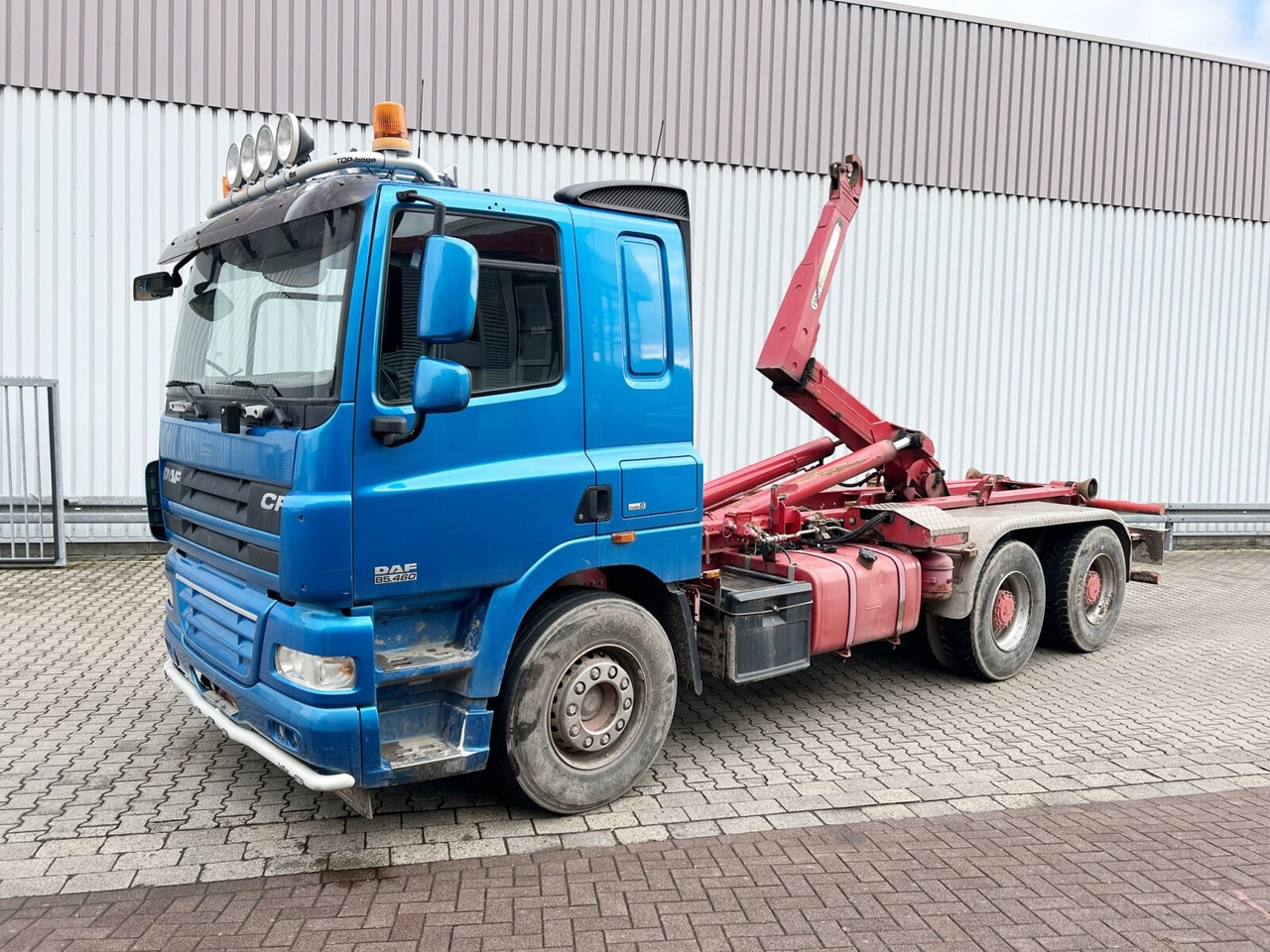 DAF AT 85.460 6x4 AT 85.460 6x4, Abrollkipper Palfinger T20 - Camião polibenne: foto 1 DAF AT 85.460 6x4 AT 85.460 6x4, Abrollkipper Palfinger T20 - Camião polibenne: foto 1
