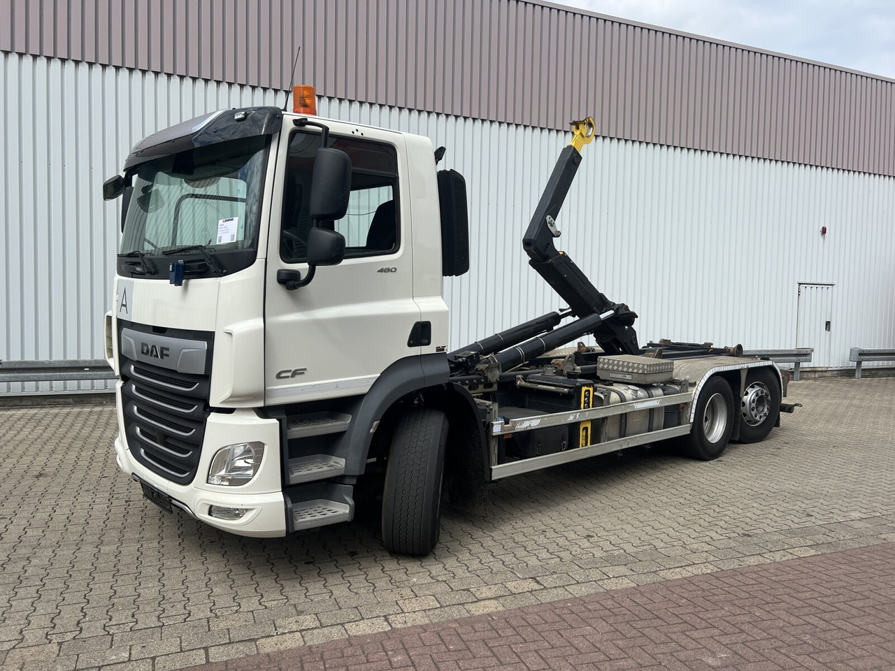 DAF CF 480 6x2 CF 480 6x2, Lenk-/Liftachse - Camião polibenne: foto 1 DAF CF 480 6x2 CF 480 6x2, Lenk-/Liftachse - Camião polibenne: foto 1