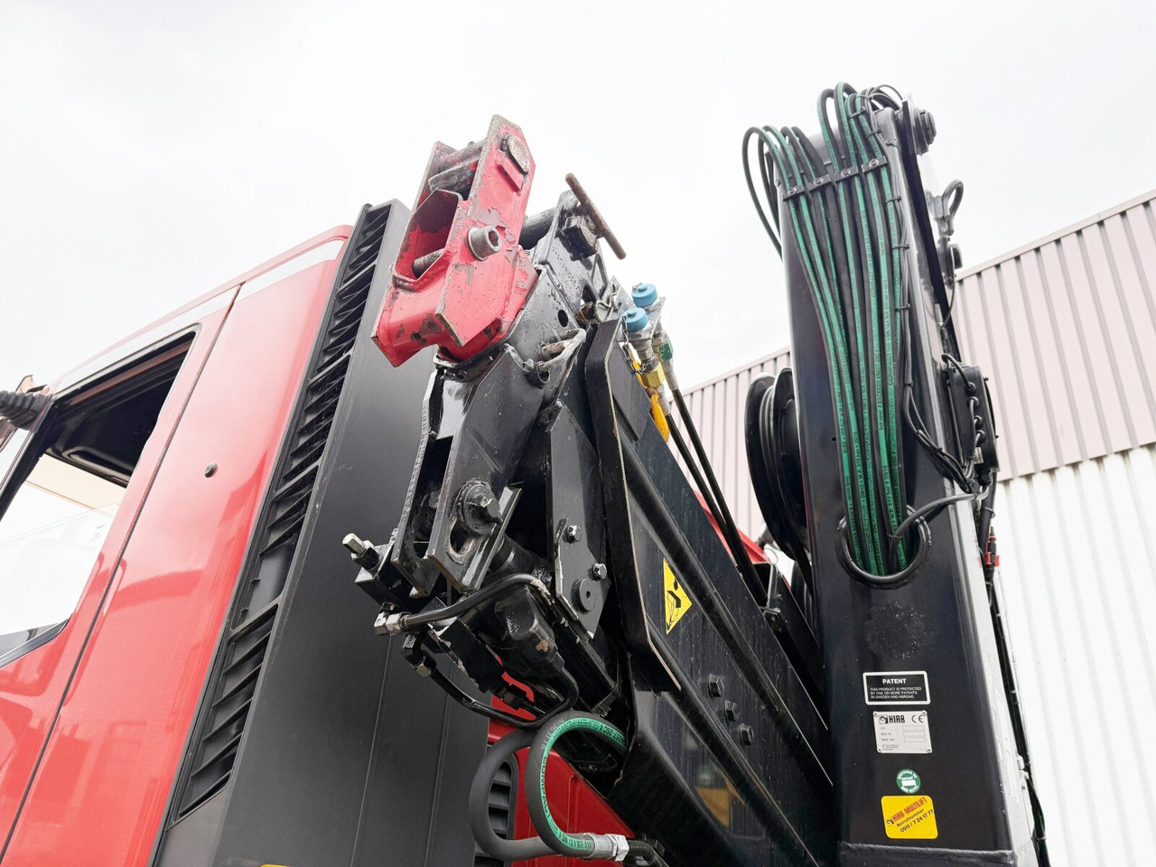 EuroTech 240E38 6x2-4 EuroTech 240E38 6x2-4, Lift-/Lenkachse, Seilwinde, Kran Hiab 100 - Camião polibenne, Camião grua: foto 2 EuroTech 240E38 6x2-4 EuroTech 240E38 6x2-4, Lift-/Lenkachse, Seilwinde, Kran Hiab 100 - Camião polibenne, Camião grua: foto 2