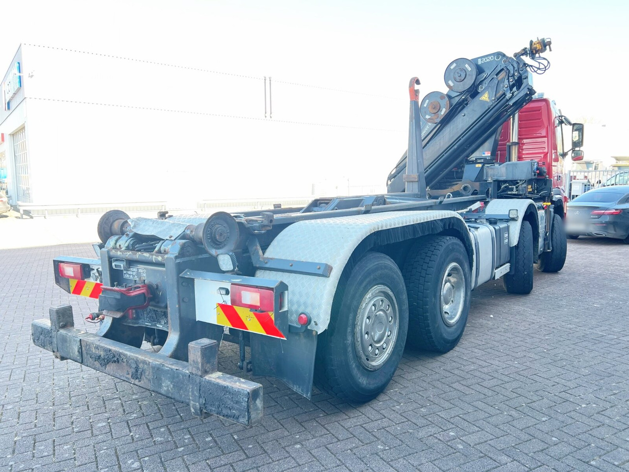 Camião polibenne, Camião grua FM 460 8x2-6 FM 460 8x2-6, Lenk-/Liftachse, Kran HMF 2020-K4, Funk: foto 14
