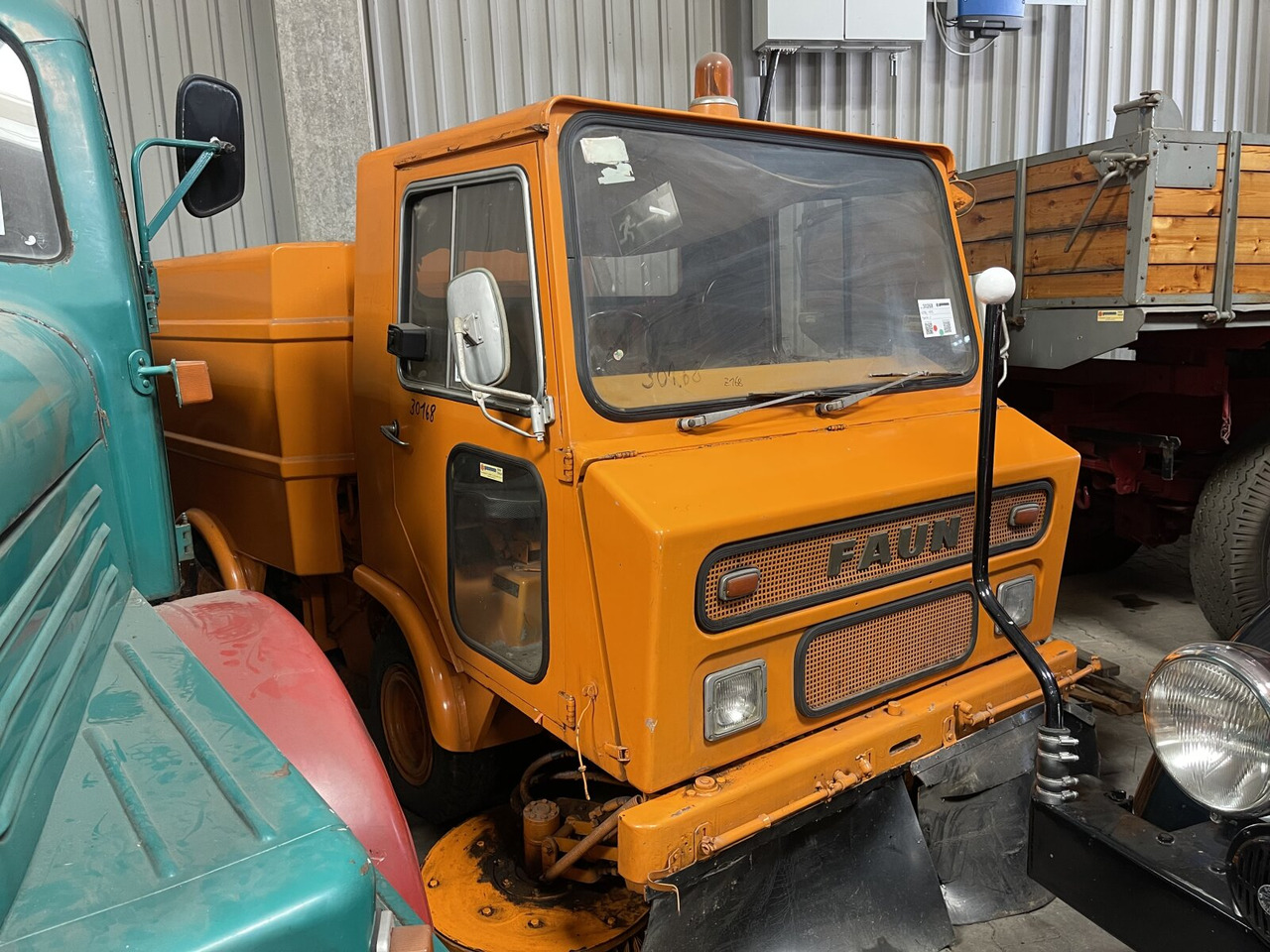 Faun AK 414 HW FAUN AK 414 HW - Varredora urbana: foto 1 Faun AK 414 HW FAUN AK 414 HW - Varredora urbana: foto 1