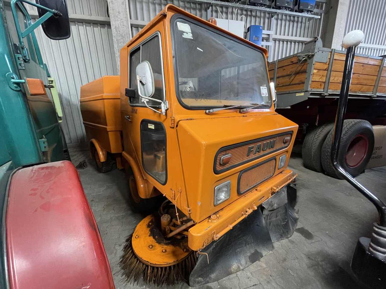 Faun AK 414 HW FAUN AK 414 HW - Varredora urbana: foto 3 Faun AK 414 HW FAUN AK 414 HW - Varredora urbana: foto 3