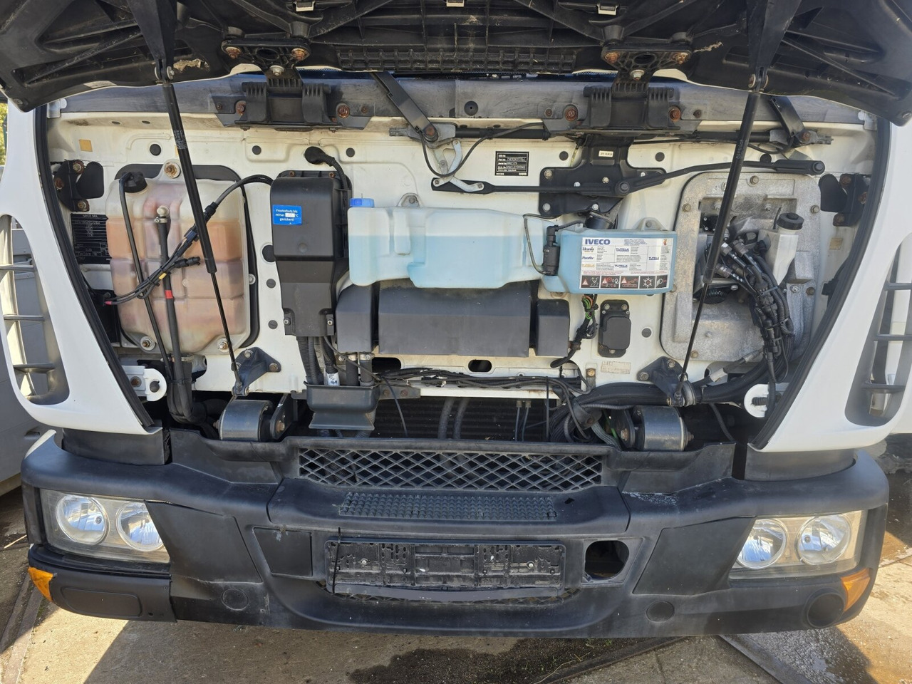 Iveco EuroCargo ML 75 E 16 EuroCargo ML 75 E 16 VDL Cityabrollanlage - Camião polibenne: foto 2 Iveco EuroCargo ML 75 E 16 EuroCargo ML 75 E 16 VDL Cityabrollanlage - Camião polibenne: foto 2