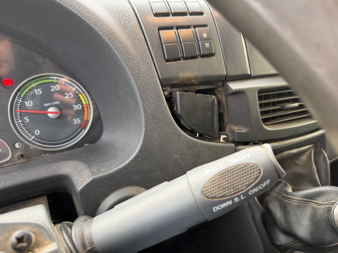 Iveco EuroCargo ML75E16 4x2 EuroCargo ML75E16 4x2, City-Abroller - Camião polibenne: foto 5 Iveco EuroCargo ML75E16 4x2 EuroCargo ML75E16 4x2, City-Abroller - Camião polibenne: foto 5