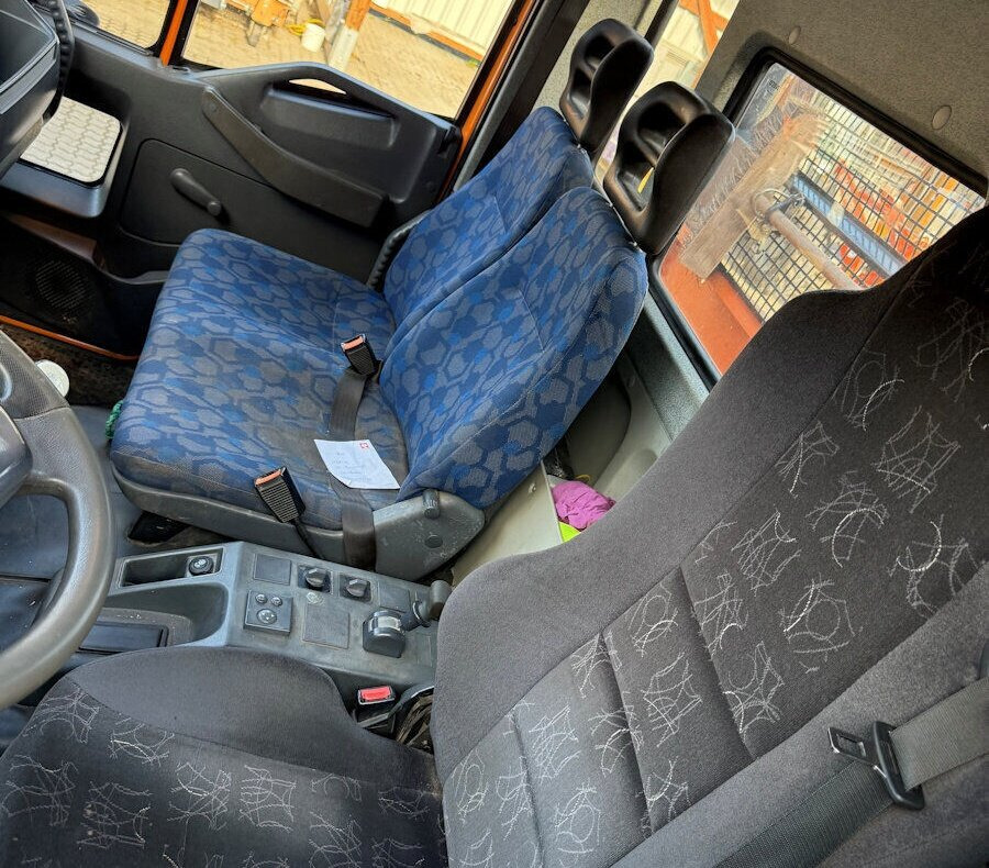 Iveco EuroCargo ML80E18K 4x2 EuroCargo ML80E18K 4x2 - Camião basculante: foto 5 Iveco EuroCargo ML80E18K 4x2 EuroCargo ML80E18K 4x2 - Camião basculante: foto 5