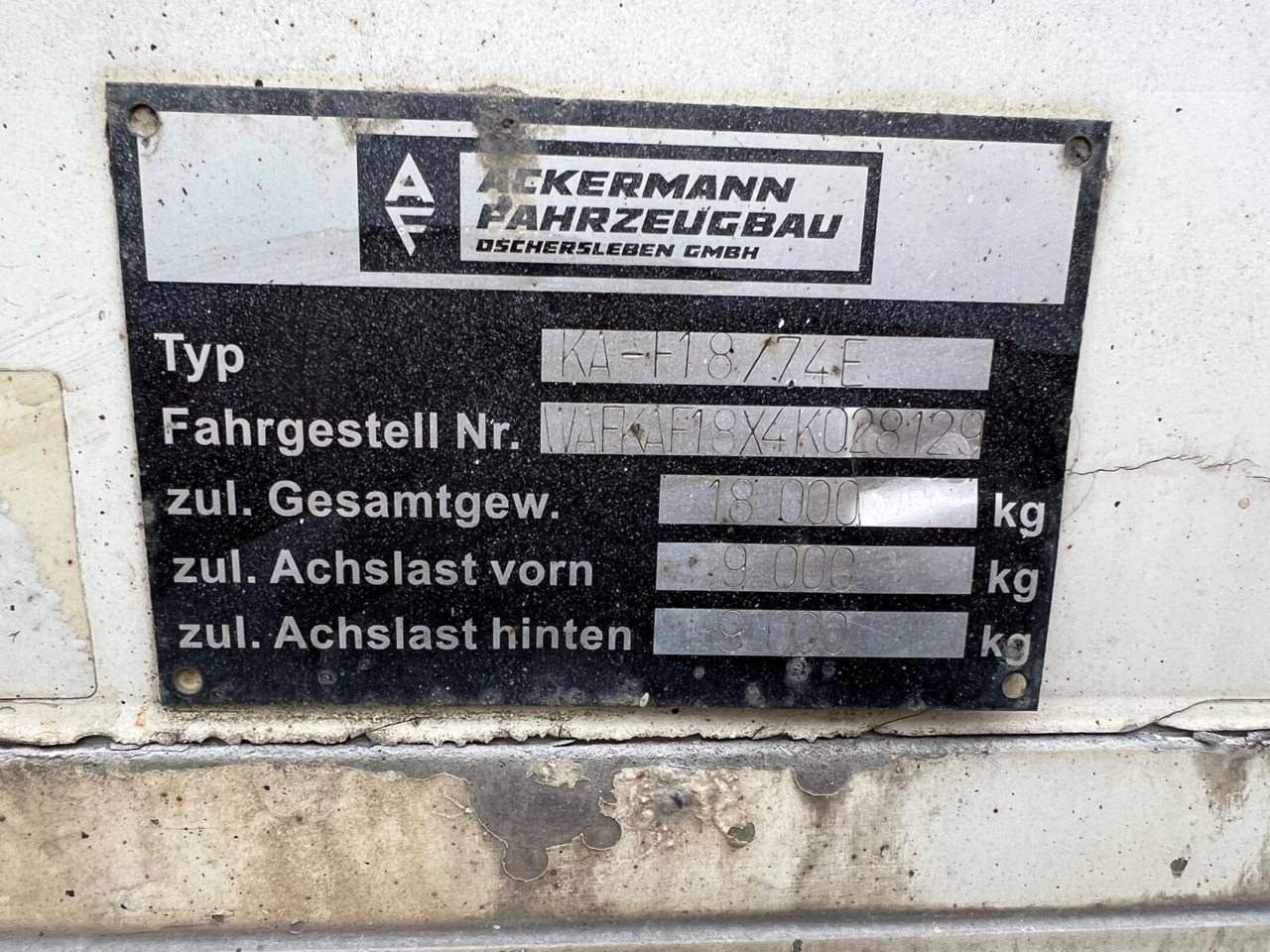 KA-F 18/74E Ackermann, Oschersl. KA-F 18/74E mit LBW MBB, 44cbm - Reboque furgão: foto 5 KA-F 18/74E Ackermann, Oschersl. KA-F 18/74E mit LBW MBB, 44cbm - Reboque furgão: foto 5
