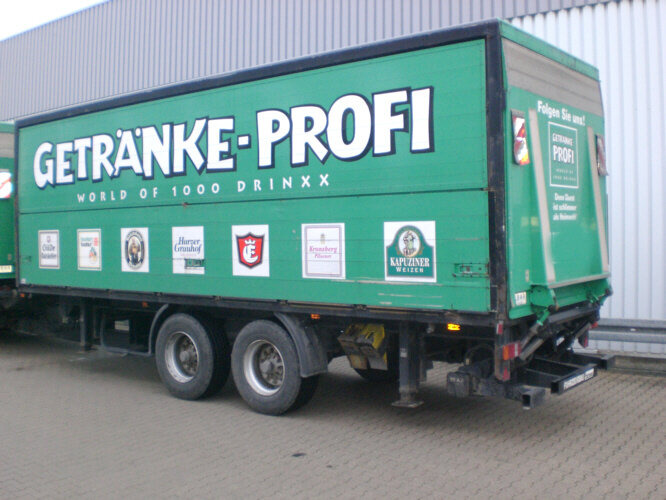 Kögel - ZFHB 18 ZFHB 18, Böse Getränkekoffer, BÄR LBW - Reboque furgão: foto 1 Kögel - ZFHB 18 ZFHB 18, Böse Getränkekoffer, BÄR LBW - Reboque furgão: foto 1