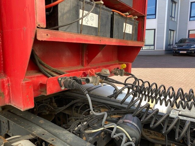 Langendorf SATUE 20/24 SATUE 20/24 mit durchgehender hydr. Rampe - Semi-reboque baixa: foto 4 Langendorf SATUE 20/24 SATUE 20/24 mit durchgehender hydr. Rampe - Semi-reboque baixa: foto 4