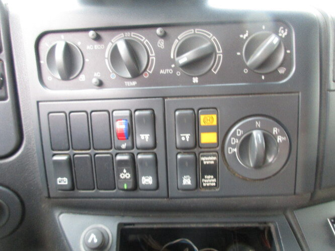 MAN TGA 26.350 6x2-2BL TGA 26.350/400 6x2-2BL FAUN POWER PRESS 524, OHNE MOTOR! - Caminhão de lixo: foto 5 MAN TGA 26.350 6x2-2BL TGA 26.350/400 6x2-2BL FAUN POWER PRESS 524, OHNE MOTOR! - Caminhão de lixo: foto 5