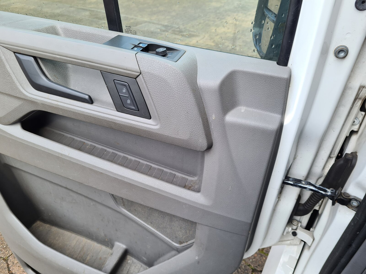 MAN TGE 3.140 4x2 SB TGE 3.140 4x2 SB, Hochdach - Furgão: foto 5 MAN TGE 3.140 4x2 SB TGE 3.140 4x2 SB, Hochdach - Furgão: foto 5