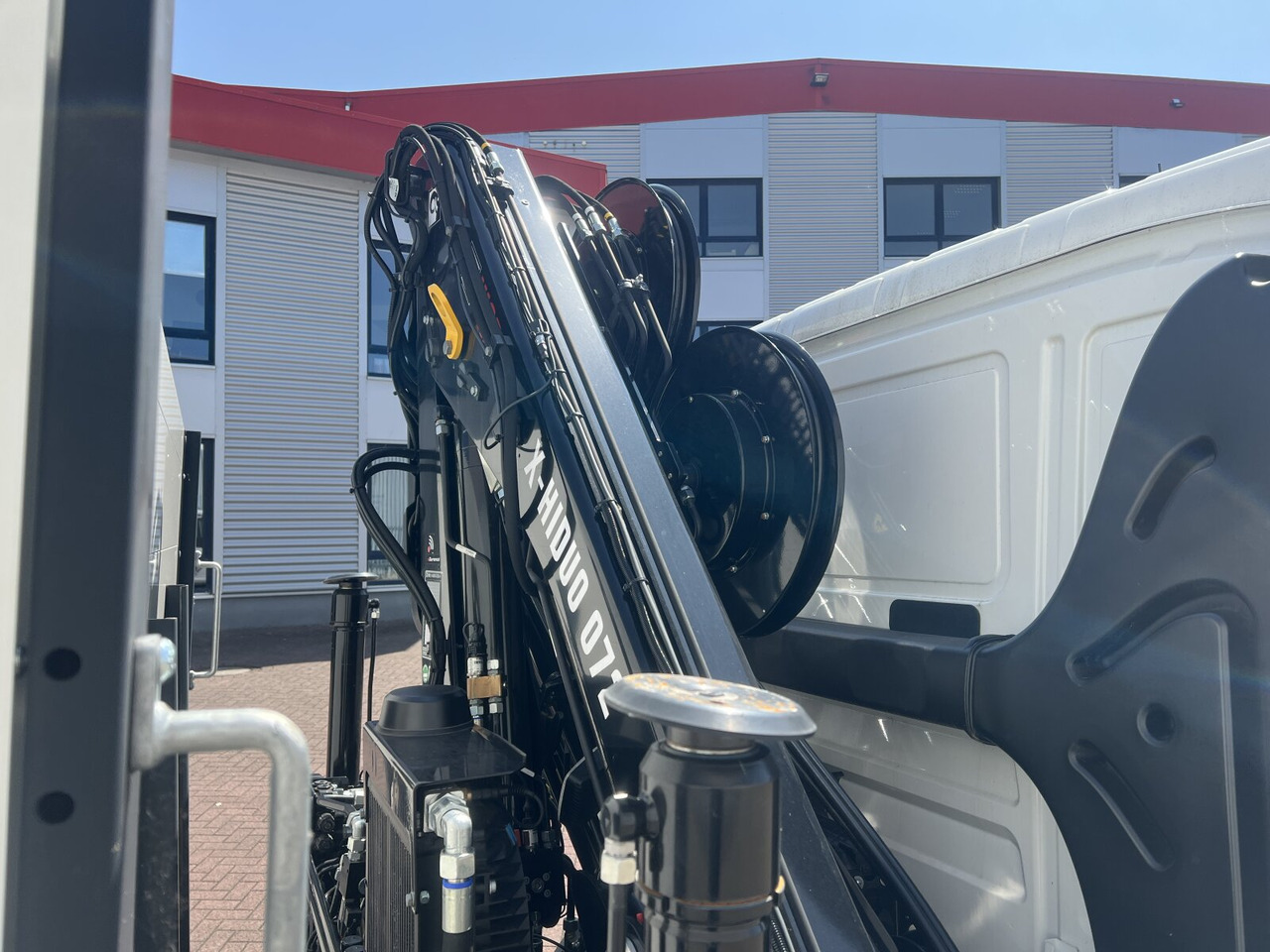 MAN TGL 12.190 4x2 BL TGL 12.190 4x2 BL mit Kran Hiab Hiduo 072DS-4 - Camião grua: foto 5 MAN TGL 12.190 4x2 BL TGL 12.190 4x2 BL mit Kran Hiab Hiduo 072DS-4 - Camião grua: foto 5
