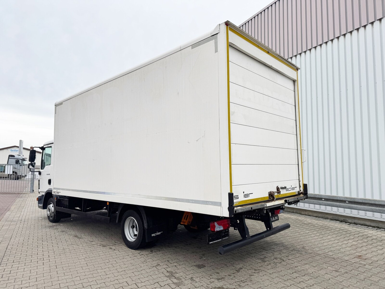 Camião furgão MAN TGL 8.150/180 4x2 BL TGL 8.150/180 4x2 BL, Möbelkoffer mit Rolltor: foto 10