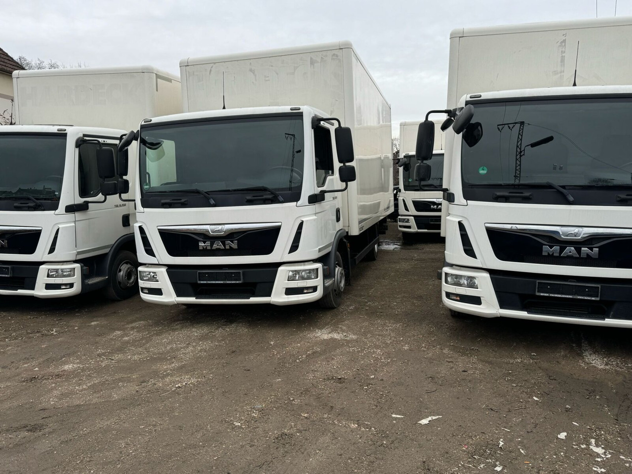 MAN TGL 8.150 4x2 BL TGL 8.150 4x2 BL, Möbelkoffer mit Rolltor - Camião furgão: foto 3 MAN TGL 8.150 4x2 BL TGL 8.150 4x2 BL, Möbelkoffer mit Rolltor - Camião furgão: foto 3