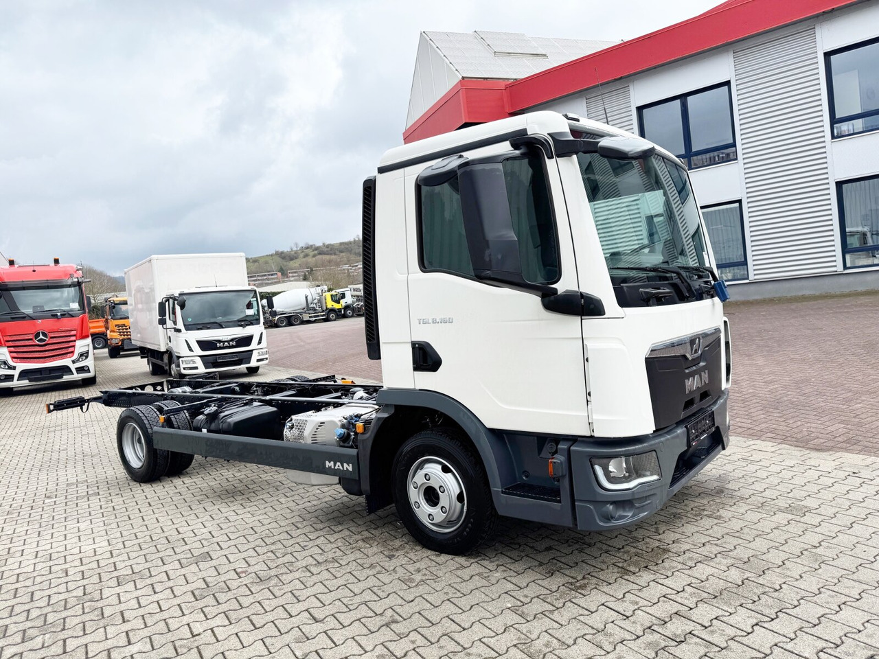 Camião chassi novo MAN TGL 8.160 4x2 BL CH TGL 8.160 4x2 BL CH: foto 9 Camião chassi novo MAN TGL 8.160 4x2 BL CH TGL 8.160 4x2 BL CH: foto 9