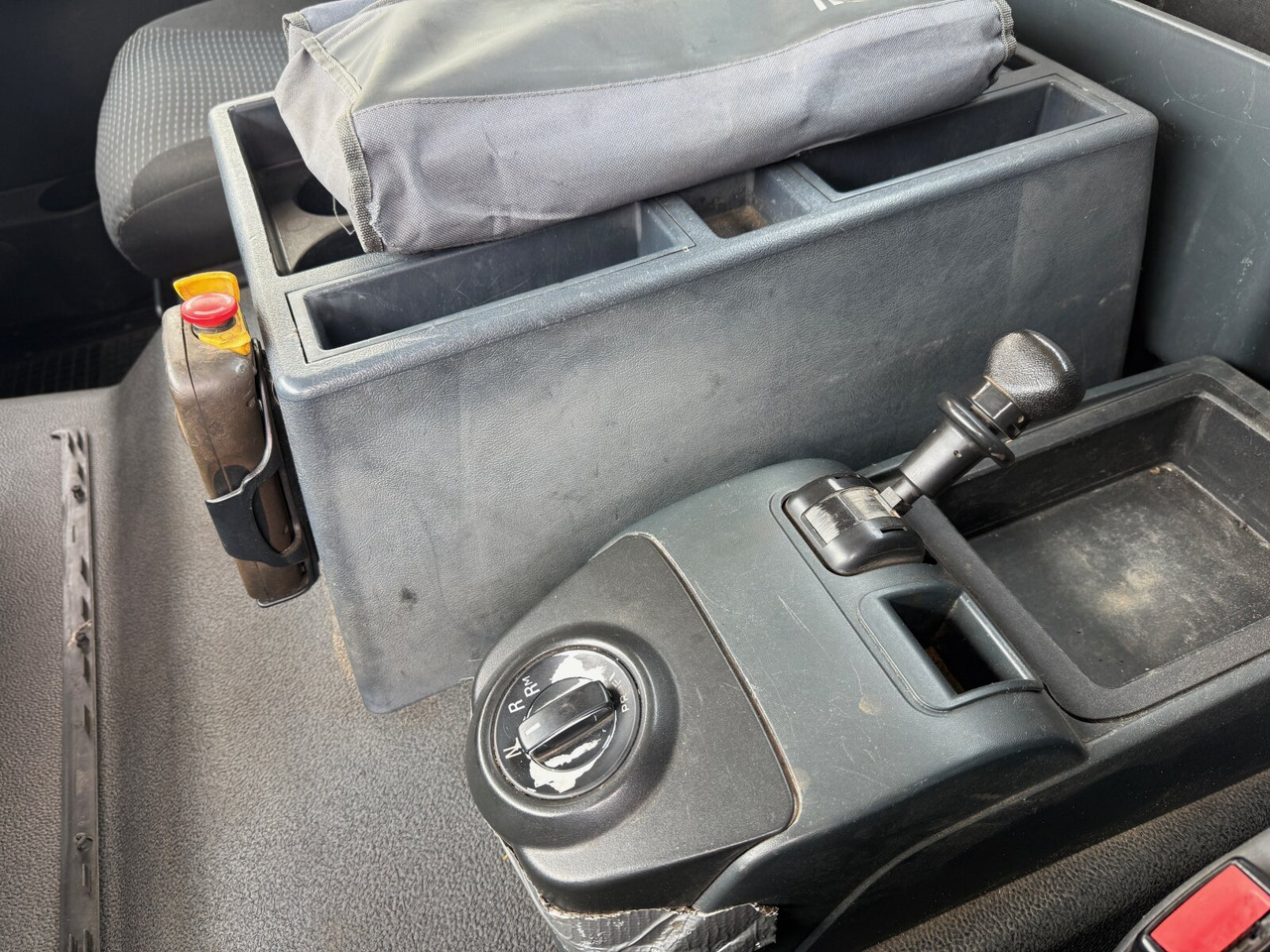 MAN TGM 15.250 4x2 LL TGM 15.250 4x2 LL, Tele-Absetzer - Camião multibenne: foto 5 MAN TGM 15.250 4x2 LL TGM 15.250 4x2 LL, Tele-Absetzer - Camião multibenne: foto 5