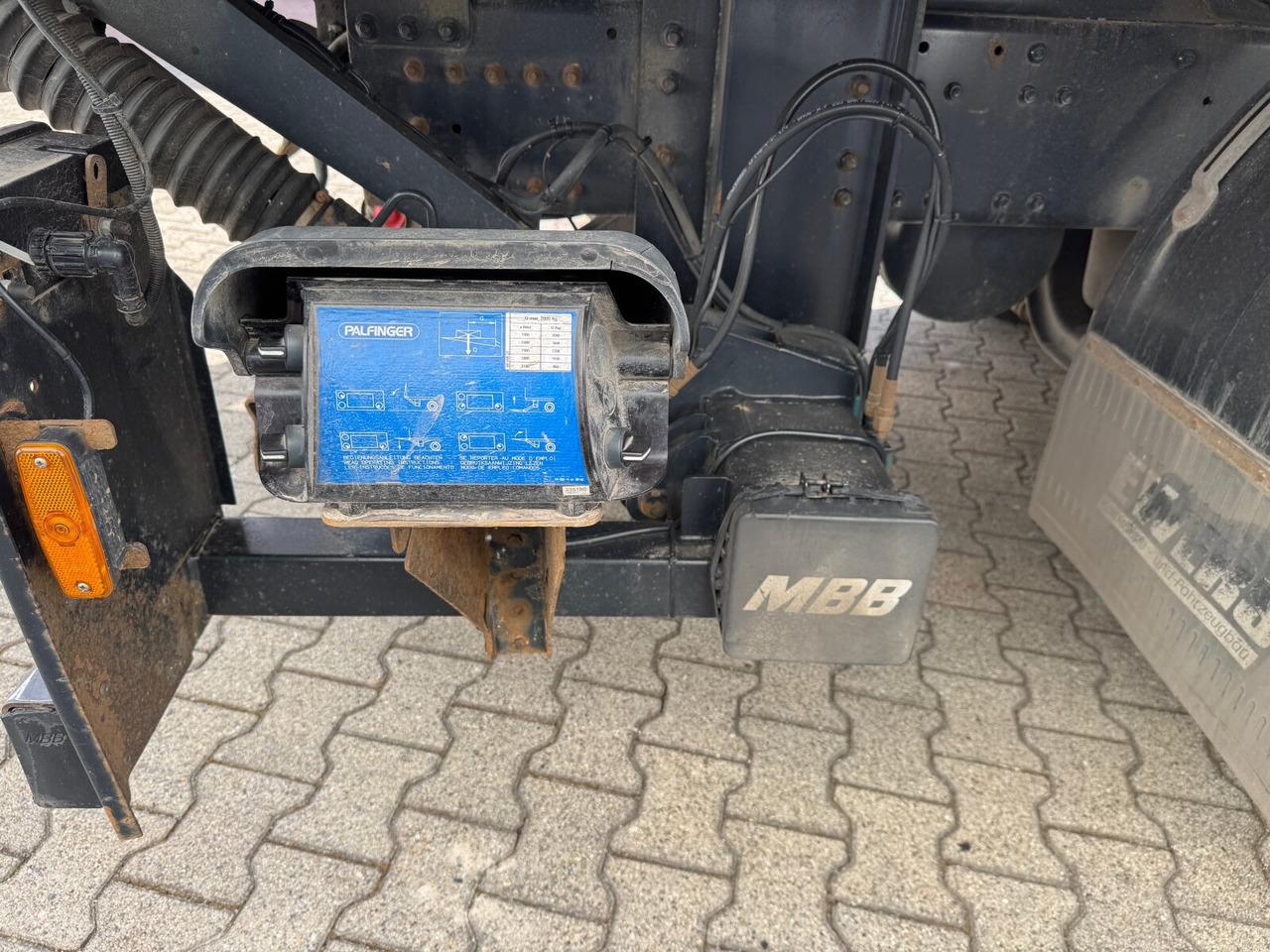 Locação financeira de MAN TGM 26.340 6x2-4 LL TGM 26.340 6x2-4 LL, Getränkekoffer, Lenk-/Liftachse, LBW MBB, 2x AHK MAN TGM 26.340 6x2-4 LL TGM 26.340 6x2-4 LL, Getränkekoffer, Lenk-/Liftachse, LBW MBB, 2x AHK: foto 10