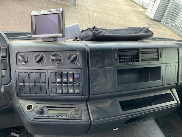 Locação financeira de MAN TGM 26.340 6x2-4 LL TGM 26.340 6x2-4 LL Getränkewagen, Lenk-/Liftachse, LBW BÄR MAN TGM 26.340 6x2-4 LL TGM 26.340 6x2-4 LL Getränkewagen, Lenk-/Liftachse, LBW BÄR: foto 4