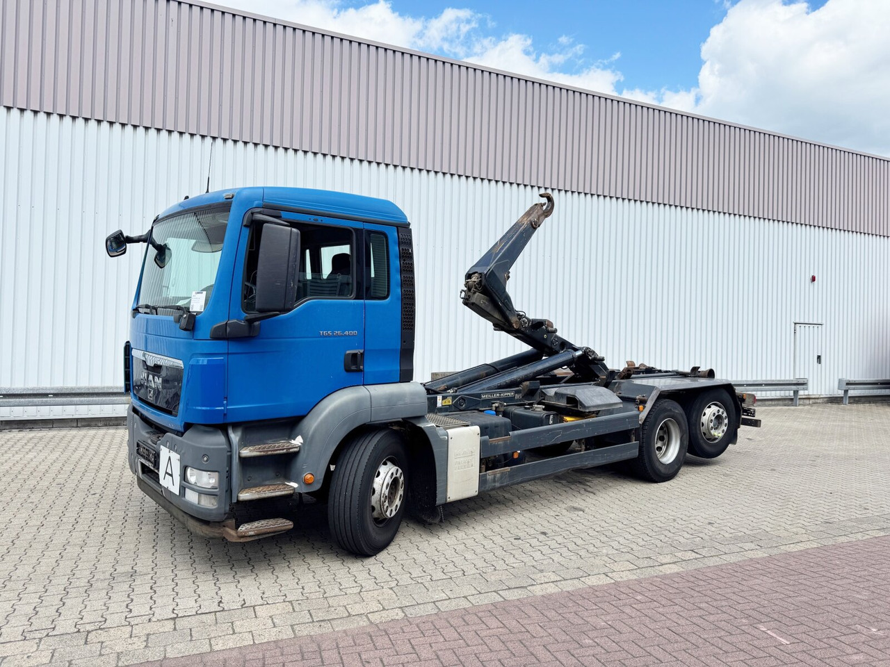 MAN TGS 26.400 6x2-4 BL TGS 26.400 6x2-4 BL, Lenk-/Liftachse, Schub-Knick - Camião polibenne: foto 1 MAN TGS 26.400 6x2-4 BL TGS 26.400 6x2-4 BL, Lenk-/Liftachse, Schub-Knick - Camião polibenne: foto 1