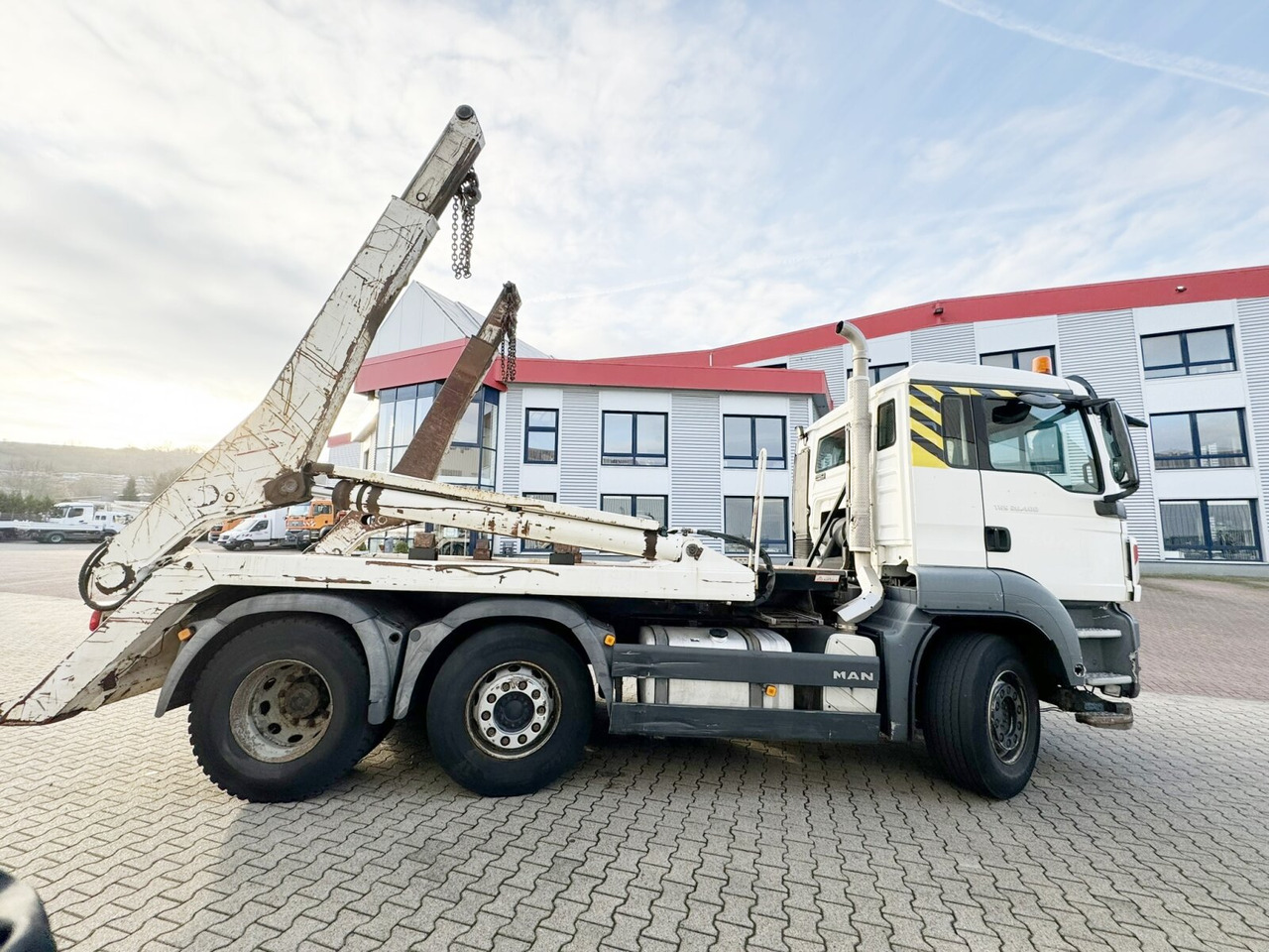 Camião multibenne MAN TGS 26.400 6x2/4 BL TGS 26.400 6x2/4 BL mit Vorlauflenk-/liftachse, Multilift: foto 8