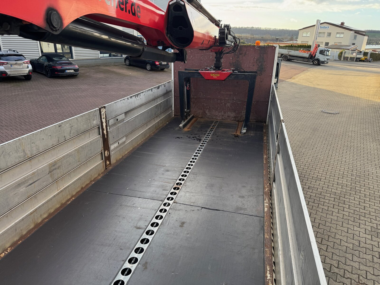 MAN TGS 26.420 6x2-4 LL TGS 26.420 6x2-4 LL, Navi, Lenk-/Liftachse, Heckkran Palfinger PK20.501L TEC - Camião grua, Camião de caixa aberta/ Plataforma: foto 2 MAN TGS 26.420 6x2-4 LL TGS 26.420 6x2-4 LL, Navi, Lenk-/Liftachse, Heckkran Palfinger PK20.501L TEC - Camião grua, Camião de caixa aberta/ Plataforma: foto 2