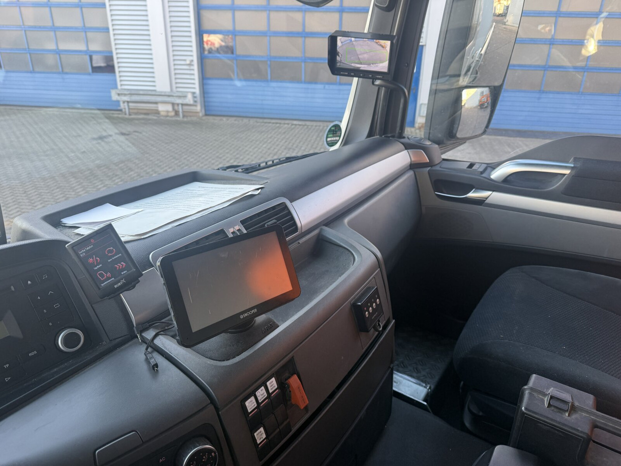 MAN TGS 26.440 6x2-4 BL TGS 26.440 6x2-4 BL, Lenk-/Liftachse, ADR, Esterer Tank ca. 20.340l, 3 Kammern - Camião cisterna: foto 5 MAN TGS 26.440 6x2-4 BL TGS 26.440 6x2-4 BL, Lenk-/Liftachse, ADR, Esterer Tank ca. 20.340l, 3 Kammern - Camião cisterna: foto 5