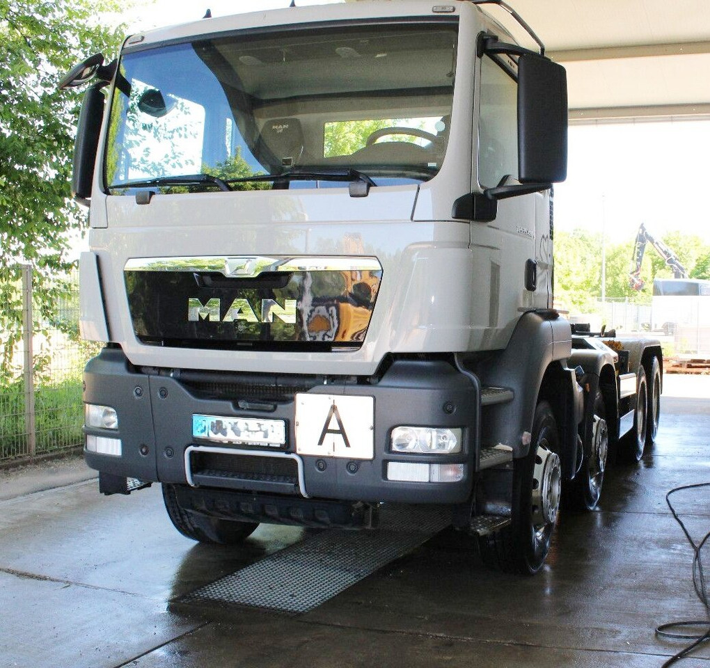 MAN TGS 35.480 8x4 BL TGS 35.480 8x4 BL, Meiller RK 30.62 bis 6,5 m Beh. - Camião polibenne: foto 1 MAN TGS 35.480 8x4 BL TGS 35.480 8x4 BL, Meiller RK 30.62 bis 6,5 m Beh. - Camião polibenne: foto 1