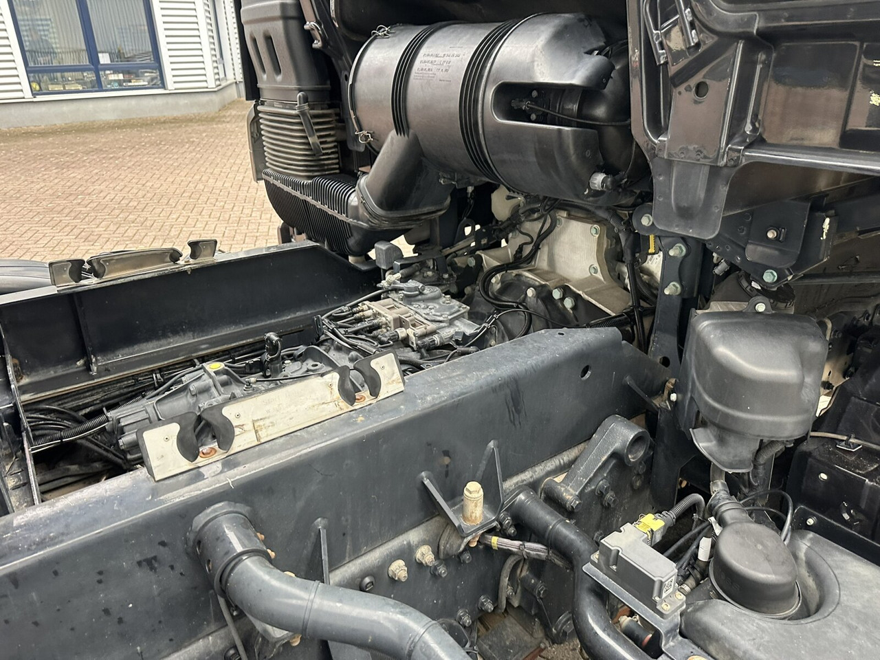 MAN TGS 35.500 8x8 BB TGS 35.500 8x8 BB, Meiller Bordmatik - Camião basculante: foto 5 MAN TGS 35.500 8x8 BB TGS 35.500 8x8 BB, Meiller Bordmatik - Camião basculante: foto 5