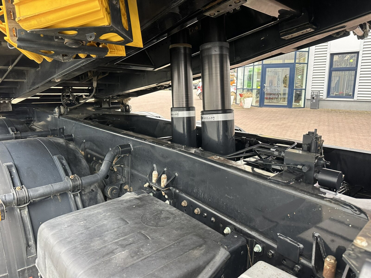 MAN TGS 35.500 8x8 BB TGS 35.500 8x8 BB, Meiller Bordmatik - Camião basculante: foto 2 MAN TGS 35.500 8x8 BB TGS 35.500 8x8 BB, Meiller Bordmatik - Camião basculante: foto 2