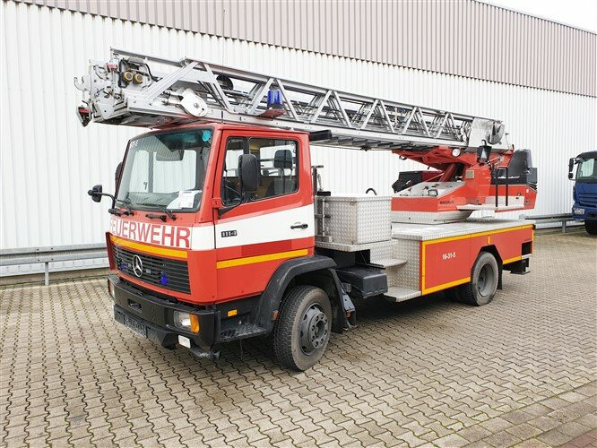 Mercedes-Benz 1114 4x2 DLK 18-12 CC Drehleiter 1114 4x2 DLK 18-12 CC Drehleiter, 24 Meter - Carro de bombeiro: foto 1 Mercedes-Benz 1114 4x2 DLK 18-12 CC Drehleiter 1114 4x2 DLK 18-12 CC Drehleiter, 24 Meter - Carro de bombeiro: foto 1