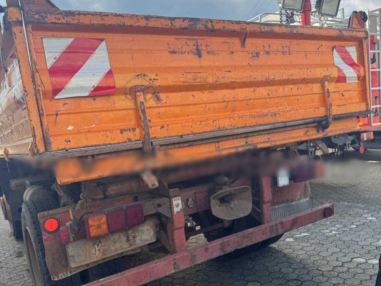 Mercedes-Benz 1314 K 4x2 1314 K 4x2, 6-Zylinder Motor - Camião basculante: foto 3 Mercedes-Benz 1314 K 4x2 1314 K 4x2, 6-Zylinder Motor - Camião basculante: foto 3