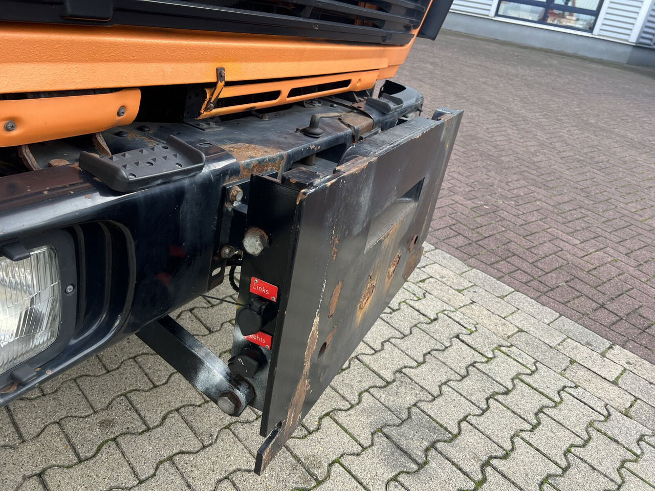 Mercedes-Benz 1617 C 4x2 1617 C 4x2, Winterdienstausstattung - Veículo limpa-neves: foto 4 Mercedes-Benz 1617 C 4x2 1617 C 4x2, Winterdienstausstattung - Veículo limpa-neves: foto 4