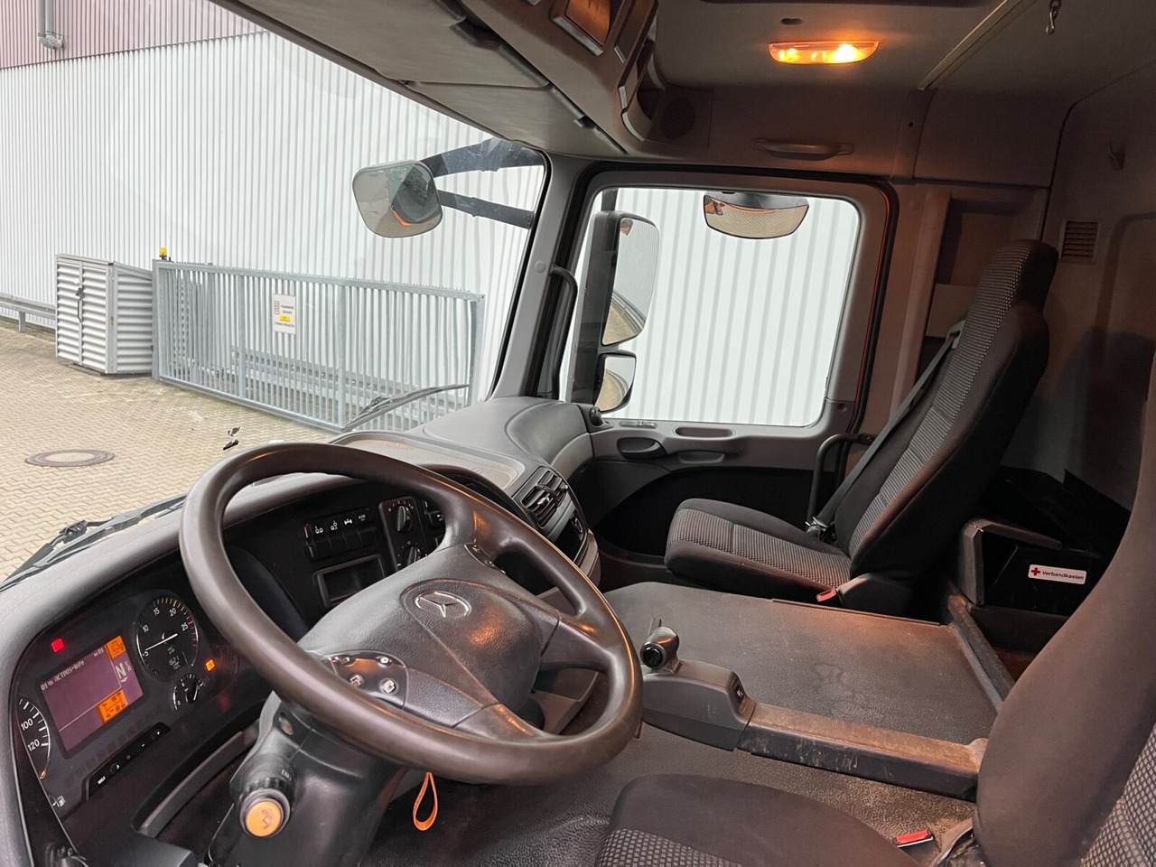 Locação financeira de Mercedes-Benz Actros 2541 L 6x2 Actros 2541 L 6x2, Lenk-/Liftachse Mercedes-Benz Actros 2541 L 6x2 Actros 2541 L 6x2, Lenk-/Liftachse: foto 15
