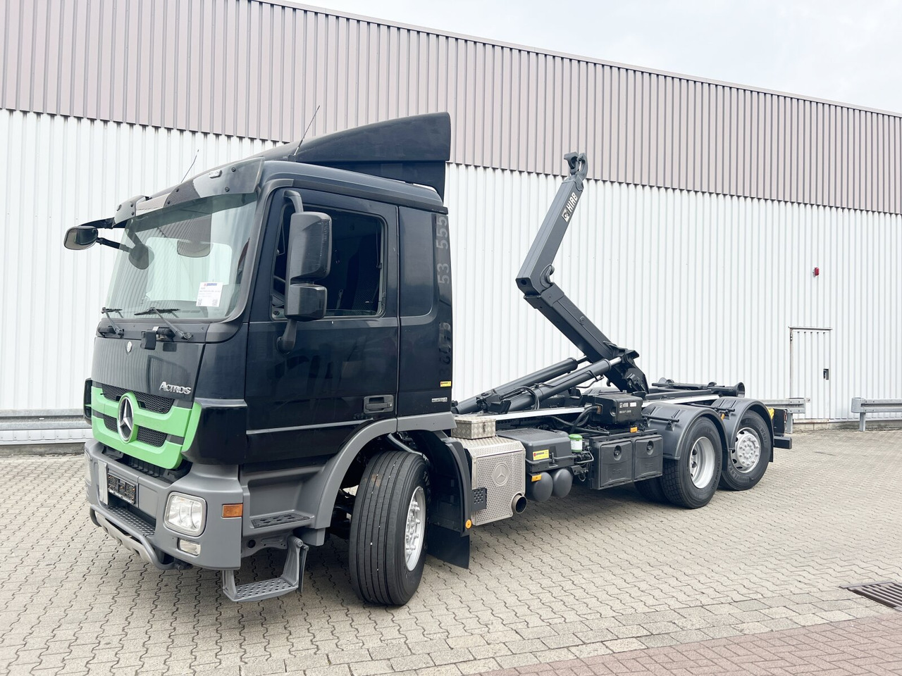 Mercedes-Benz Actros 2546 L 6x2 NLA Actros 2546 L 6x2/45 NLA, Retarder, Lift-/Lenkachse - Camião polibenne: foto 1 Mercedes-Benz Actros 2546 L 6x2 NLA Actros 2546 L 6x2/45 NLA, Retarder, Lift-/Lenkachse - Camião polibenne: foto 1