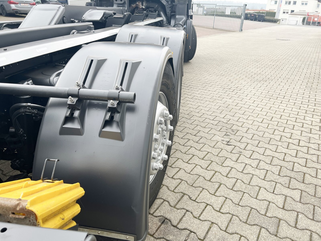 Mercedes-Benz Actros 2546 L 6x2 NLA Actros 2546 L 6x2/45 NLA, Retarder, Lift-/Lenkachse - Camião polibenne: foto 4 Mercedes-Benz Actros 2546 L 6x2 NLA Actros 2546 L 6x2/45 NLA, Retarder, Lift-/Lenkachse - Camião polibenne: foto 4