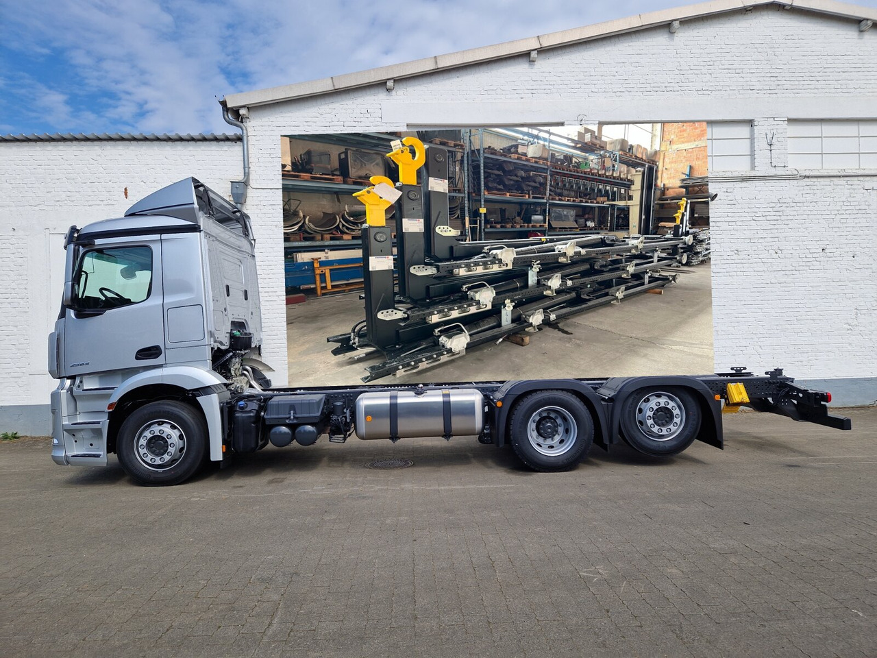 Mercedes-Benz Actros 2553 LL 6x2 Actros 2553 LL 6x2/46, Retarder, Liftachse, MultimediaCockpit, LED, Navi - Camião polibenne: foto 1 Mercedes-Benz Actros 2553 LL 6x2 Actros 2553 LL 6x2/46, Retarder, Liftachse, MultimediaCockpit, LED, Navi - Camião polibenne: foto 1