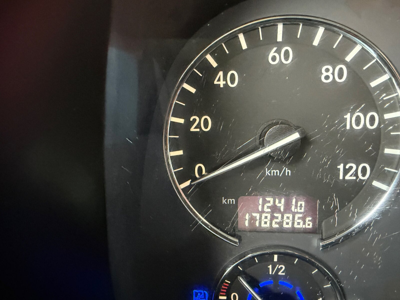 Mercedes-Benz Actros 2641 6x4 Actros 2641 6x4 - Camião polibenne: foto 2 Mercedes-Benz Actros 2641 6x4 Actros 2641 6x4 - Camião polibenne: foto 2