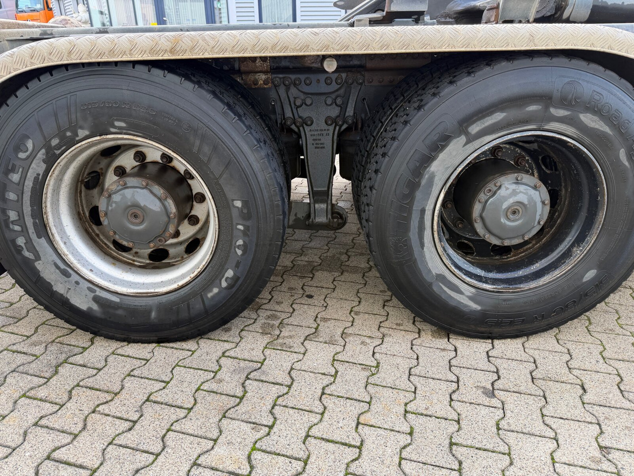 Mercedes-Benz Actros 2644 L 6x4 Actros 2644 L 6x4 - Camião chassi: foto 5 Mercedes-Benz Actros 2644 L 6x4 Actros 2644 L 6x4 - Camião chassi: foto 5