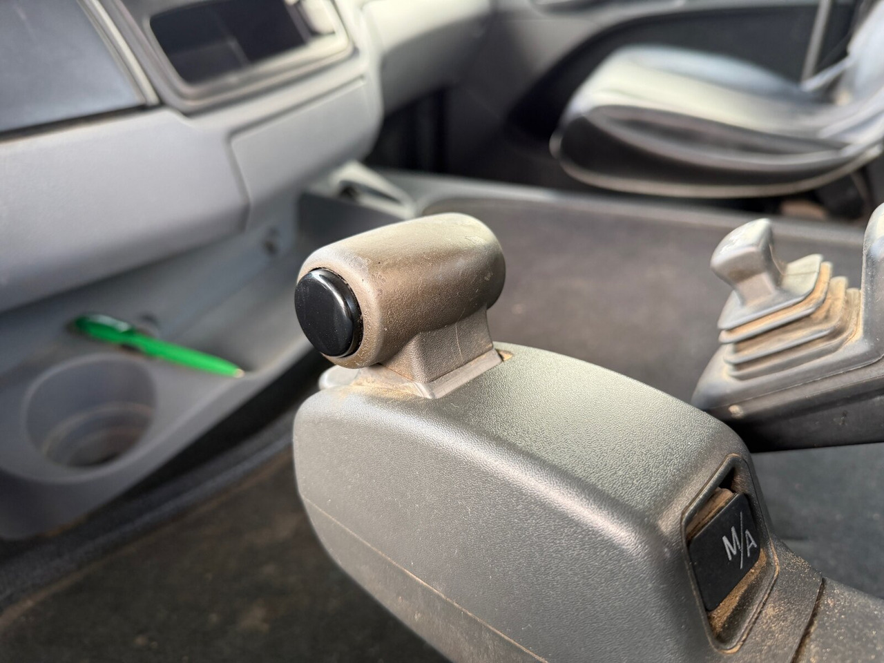 Mercedes-Benz Actros 2644 L 6x4 Actros 2644 L 6x4 - Camião polibenne: foto 2 Mercedes-Benz Actros 2644 L 6x4 Actros 2644 L 6x4 - Camião polibenne: foto 2