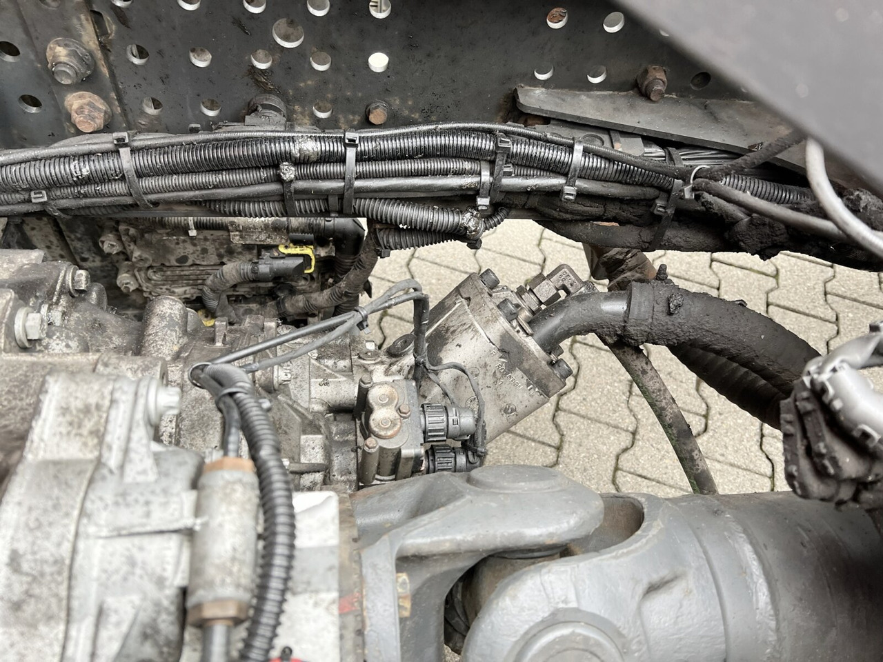 Mercedes-Benz Actros 2645 6x2 Actros 2645 6x2, Retarder, Liftachse, AWL, Hiab LBW - Camião chassi: foto 4 Mercedes-Benz Actros 2645 6x2 Actros 2645 6x2, Retarder, Liftachse, AWL, Hiab LBW - Camião chassi: foto 4