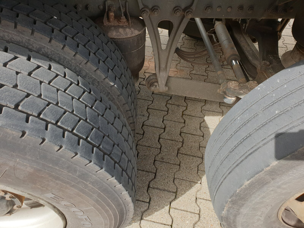 Mercedes-Benz Actros 3236 L 8x2/6 Actros 3236 L 8x2/6, 2x Lenkachse, Schörling Aufbau, Zoeller-Schüttung - Caminhão de lixo: foto 2 Mercedes-Benz Actros 3236 L 8x2/6 Actros 3236 L 8x2/6, 2x Lenkachse, Schörling Aufbau, Zoeller-Schüttung - Caminhão de lixo: foto 2