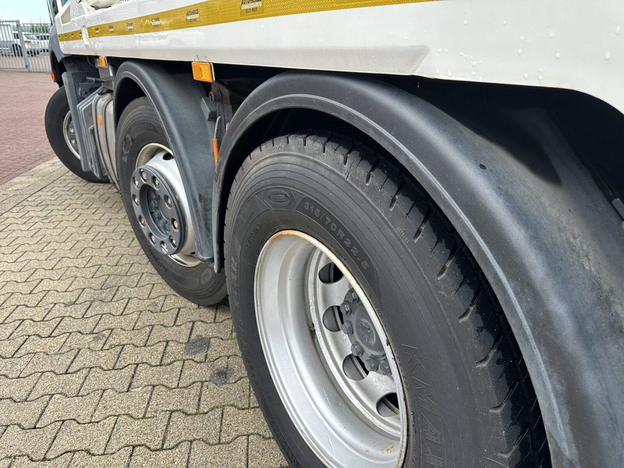 Mercedes-Benz Antos 2540 L 6x2 Antos 2540 L 6x2, Vorlauflenk-/Liftachse, Teleabsetzer - Camião multibenne: foto 5 Mercedes-Benz Antos 2540 L 6x2 Antos 2540 L 6x2, Vorlauflenk-/Liftachse, Teleabsetzer - Camião multibenne: foto 5