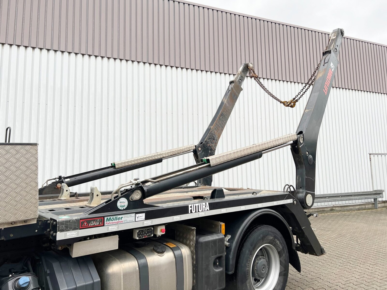 Mercedes-Benz Arocs 1830 K 4x2 Arocs 1830 K 4x2, Funk - Camião multibenne: foto 2 Mercedes-Benz Arocs 1830 K 4x2 Arocs 1830 K 4x2, Funk - Camião multibenne: foto 2