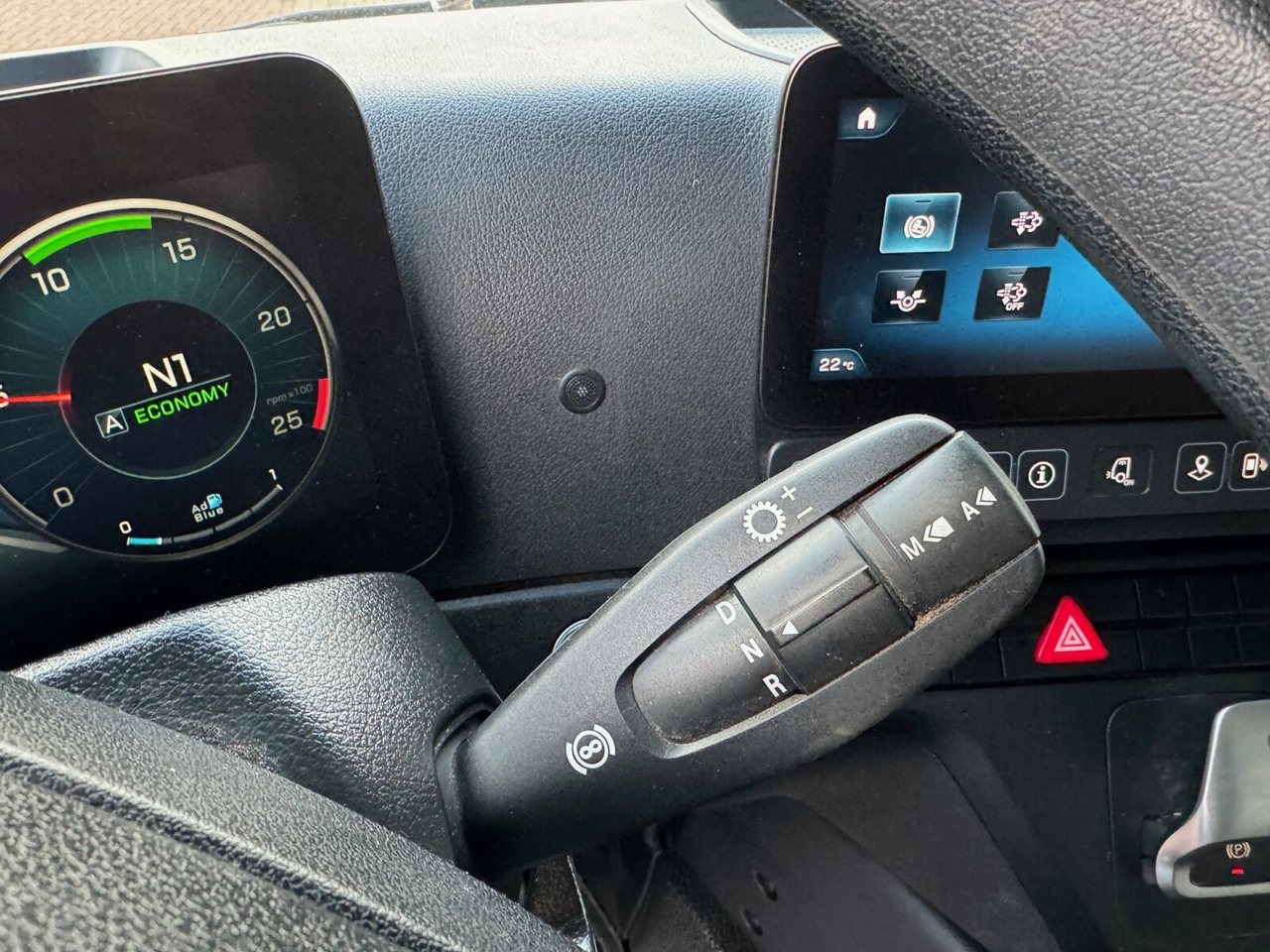 Mercedes-Benz Arocs 1840 L 4x2 Arocs 1840 L 4x2, MultimediaCockpit, Navi - Camião transporte de veículos: foto 4 Mercedes-Benz Arocs 1840 L 4x2 Arocs 1840 L 4x2, MultimediaCockpit, Navi - Camião transporte de veículos: foto 4