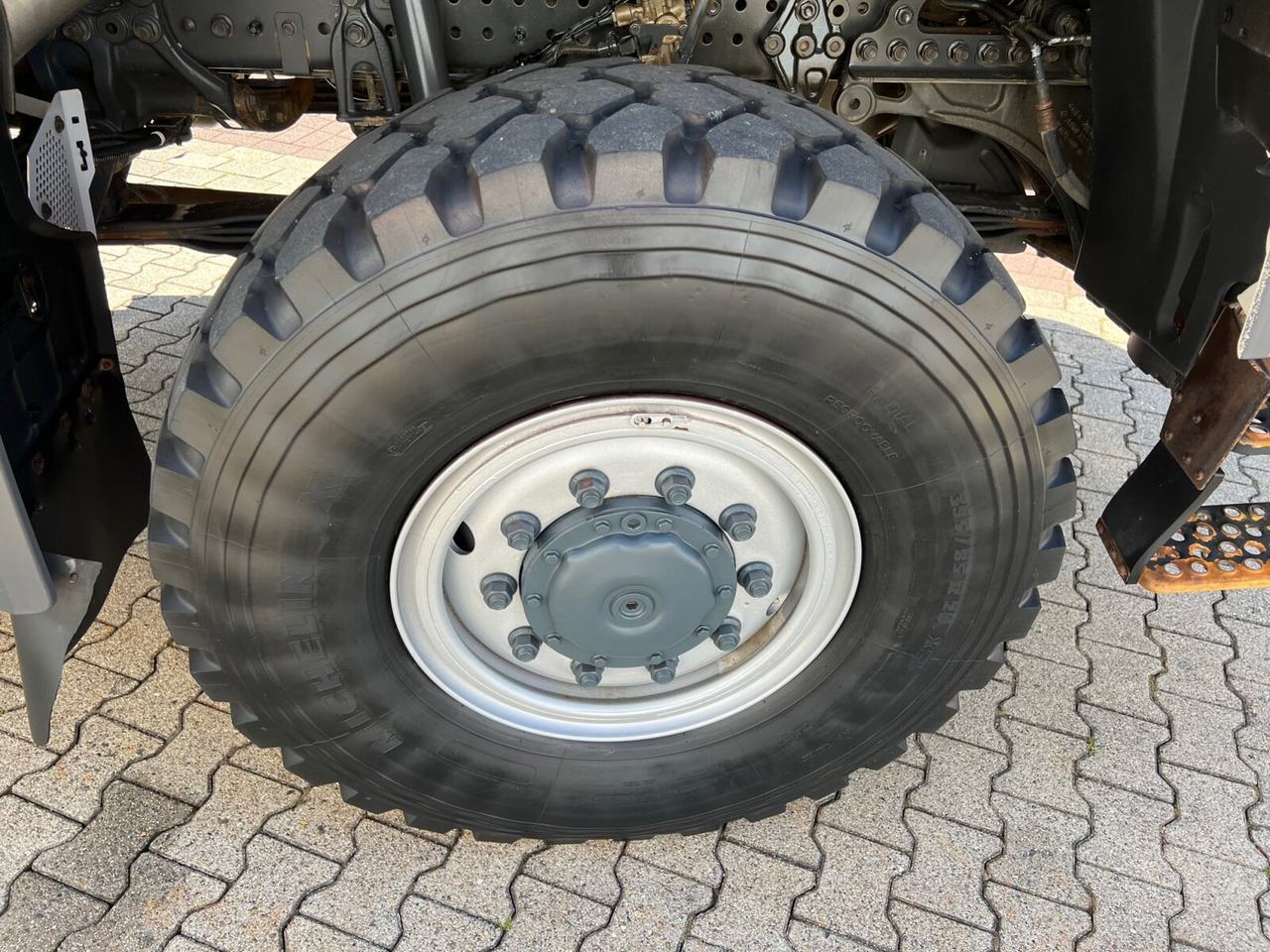 Mercedes-Benz Arocs 2045 AK 4x4 Arocs 2045 AK 4x4, GROUNDER - Camião chassi: foto 2 Mercedes-Benz Arocs 2045 AK 4x4 Arocs 2045 AK 4x4, GROUNDER - Camião chassi: foto 2