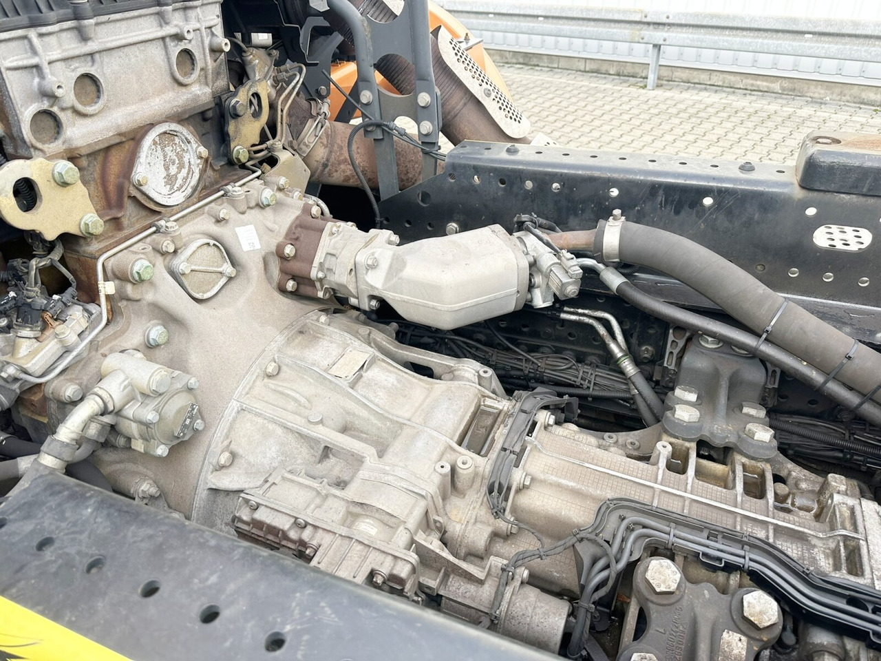 Mercedes-Benz Arocs 2552 L 6x2 Arocs 2552 L 6x2, Lenk-/Liftachse - Camião polibenne: foto 4 Mercedes-Benz Arocs 2552 L 6x2 Arocs 2552 L 6x2, Lenk-/Liftachse - Camião polibenne: foto 4