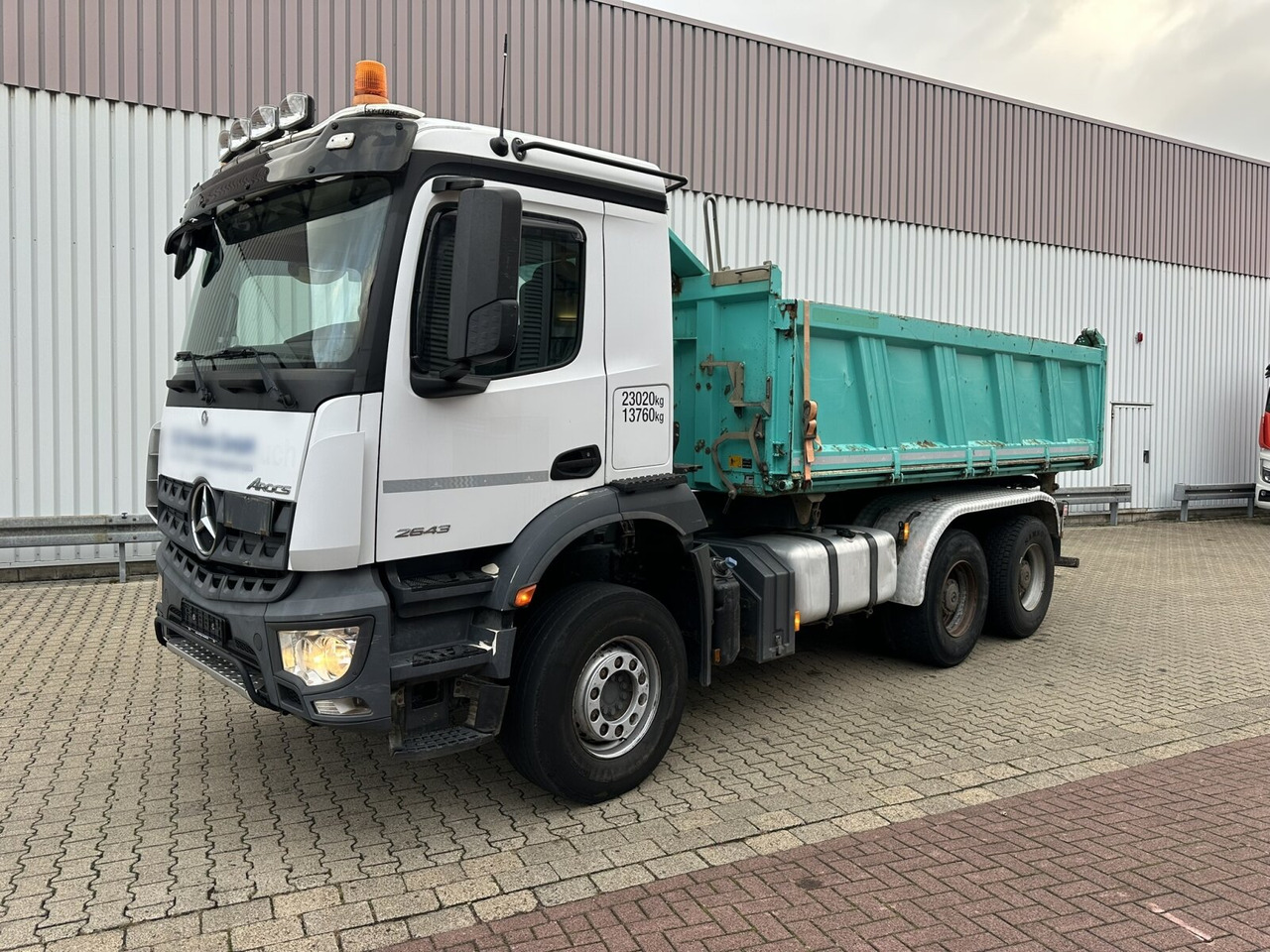 Mercedes-Benz Arocs 2643 K 6x4 Arocs 2643 K 6x4, Rollplane, Meiller - Camião basculante: foto 1 Mercedes-Benz Arocs 2643 K 6x4 Arocs 2643 K 6x4, Rollplane, Meiller - Camião basculante: foto 1